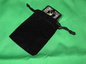 ベルベット調小袋