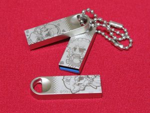 ミニチュアスティックメモリ